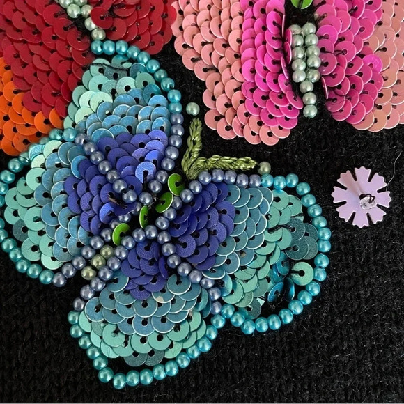 Quacker Factory XS Black Heart Tunic Sweater Ramie And Cotton Beaded Butterflys - Picture 6 of 15